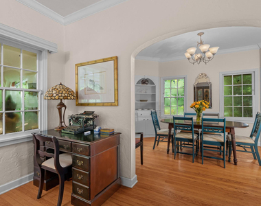 1609 Ne 2nd Court - Photo Thumbnail 8