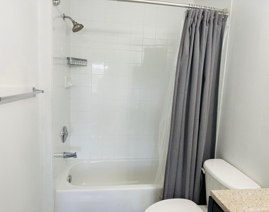 3474 Briar Bay Boulevard - Photo Thumbnail 18