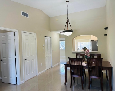 3474 Briar Bay Boulevard - Photo Thumbnail 16