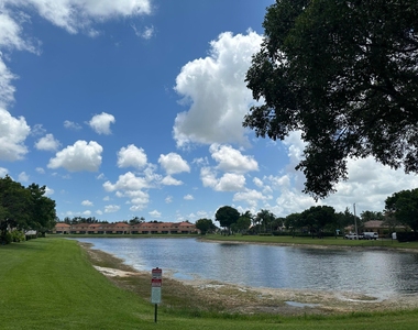 3474 Briar Bay Boulevard - Photo Thumbnail 8
