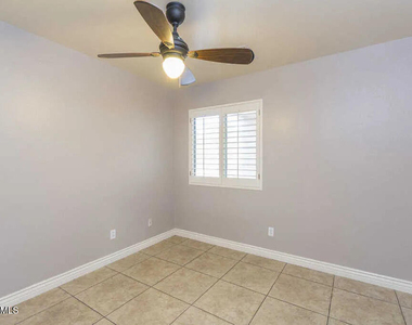 8319 W Whyman Avenue - Photo Thumbnail 14