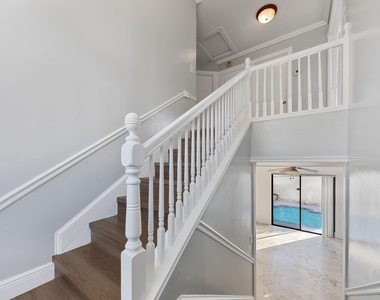 476 Nw 38th Terrace - Photo Thumbnail 8