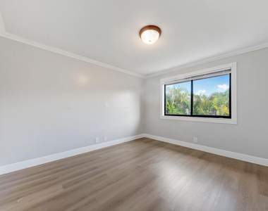 476 Nw 38th Terrace - Photo Thumbnail 18