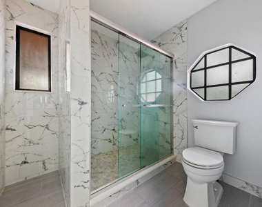 476 Nw 38th Terrace - Photo Thumbnail 17
