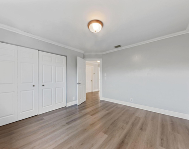 476 Nw 38th Terrace - Photo Thumbnail 28
