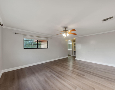 476 Nw 38th Terrace - Photo Thumbnail 26