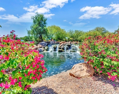 4601 W Moss Springs Road - Photo Thumbnail 30
