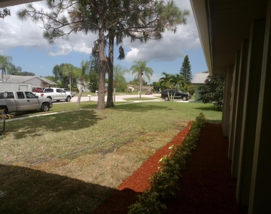 376 La Mancha Avenue - Photo Thumbnail 12
