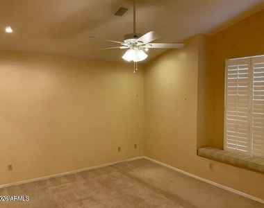 14222 N 23rd Street - Photo Thumbnail 8