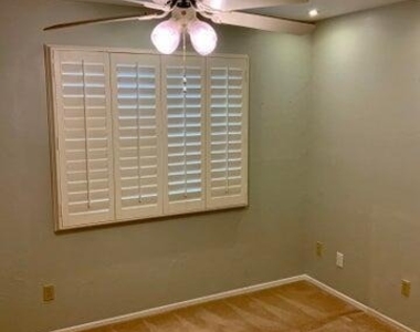 14222 N 23rd Street - Photo Thumbnail 3