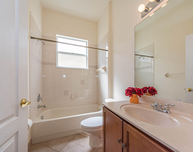 5717 Spanish River Road - Photo Thumbnail 21