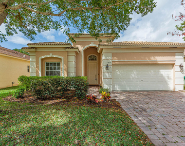 5717 Spanish River Road - Photo Thumbnail 1