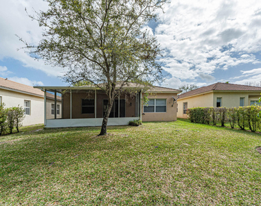 5717 Spanish River Road - Photo Thumbnail 25