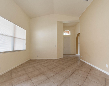 5717 Spanish River Road - Photo Thumbnail 3