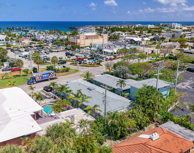 4421 Poinciana Street - Photo Thumbnail 10