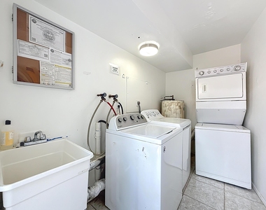 4421 Poinciana Street - Photo Thumbnail 11