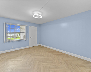 4055 Wolverton C - Photo Thumbnail 12
