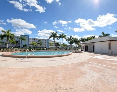 4055 Wolverton C - Photo Thumbnail 26