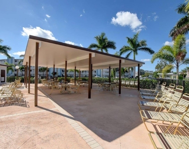 4055 Wolverton C - Photo Thumbnail 27