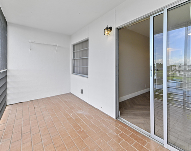 4055 Wolverton C - Photo Thumbnail 21