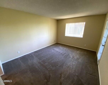 4050 E Cactus Road - Photo Thumbnail 4