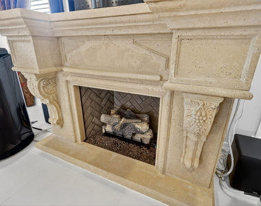 1880 Grantham Court - Photo Thumbnail 25