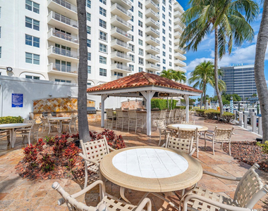 1 Las Olas Circle - Photo Thumbnail 15