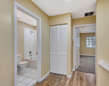 1302 Lucaya Drive - Photo Thumbnail 46