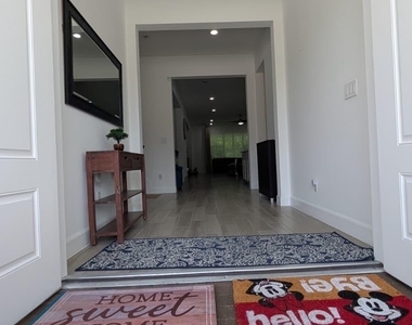 5011 Beland Drive - Photo Thumbnail 5
