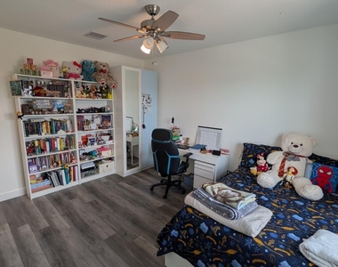 5011 Beland Drive - Photo Thumbnail 63