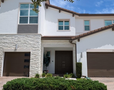 5011 Beland Drive - Photo Thumbnail 2