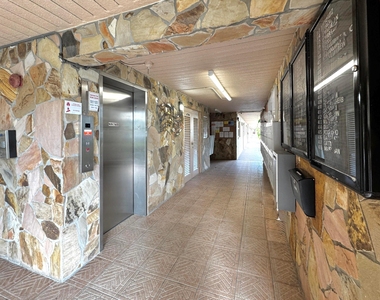 2515 Ne 2nd Court - Photo Thumbnail 22