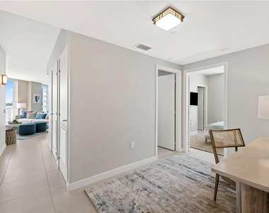 401 N Birch Road - Photo Thumbnail 41
