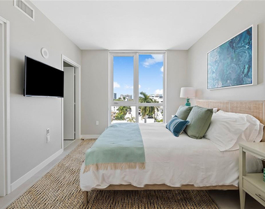 401 N Birch Road - Photo Thumbnail 17