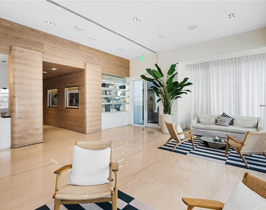 401 N Birch Road - Photo Thumbnail 35