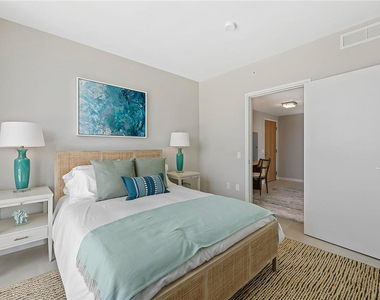 401 N Birch Road - Photo Thumbnail 16