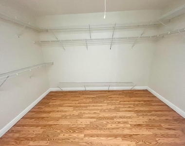 127 Saratoga Boulevard W - Photo Thumbnail 40