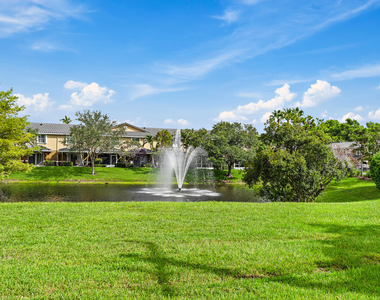1561 Se Wilshire Place - Photo Thumbnail 12