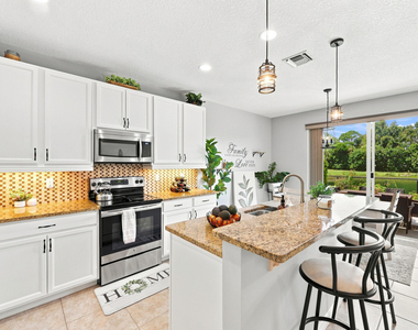 4585 Tara Cove Way - Photo Thumbnail 11