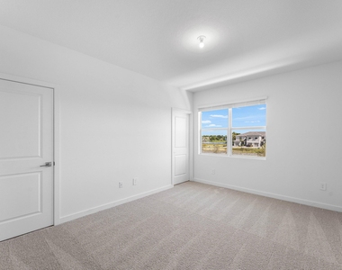 157 Lakeside Landing Court - Photo Thumbnail 16