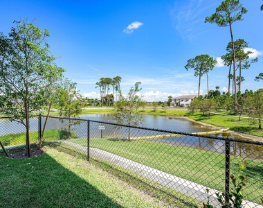 157 Lakeside Landing Court - Photo Thumbnail 9