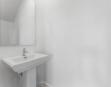 157 Lakeside Landing Court - Photo Thumbnail 12