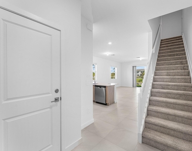 157 Lakeside Landing Court - Photo Thumbnail 13