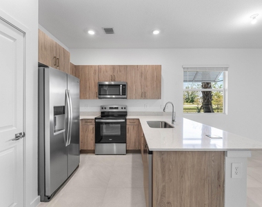 157 Lakeside Landing Court - Photo Thumbnail 3