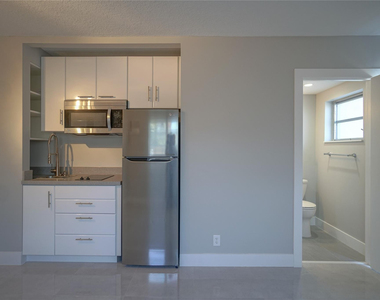 640 Ne 7th Avenue - Photo Thumbnail 2