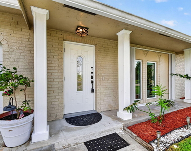 14624 Country Side Lane - Photo Thumbnail 3