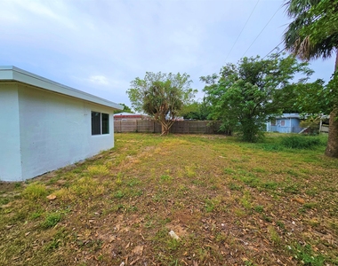 261 6th Court Sw - Photo Thumbnail 29
