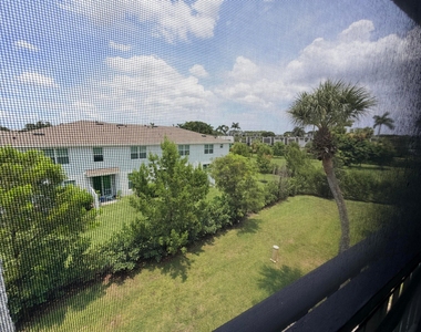 4345 Trevi Court - Photo Thumbnail 12