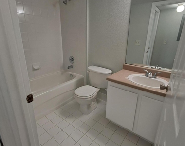 181 Sw Palm Drive - Photo Thumbnail 27