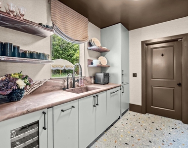 3415 N Flagler Drive - Photo Thumbnail 11